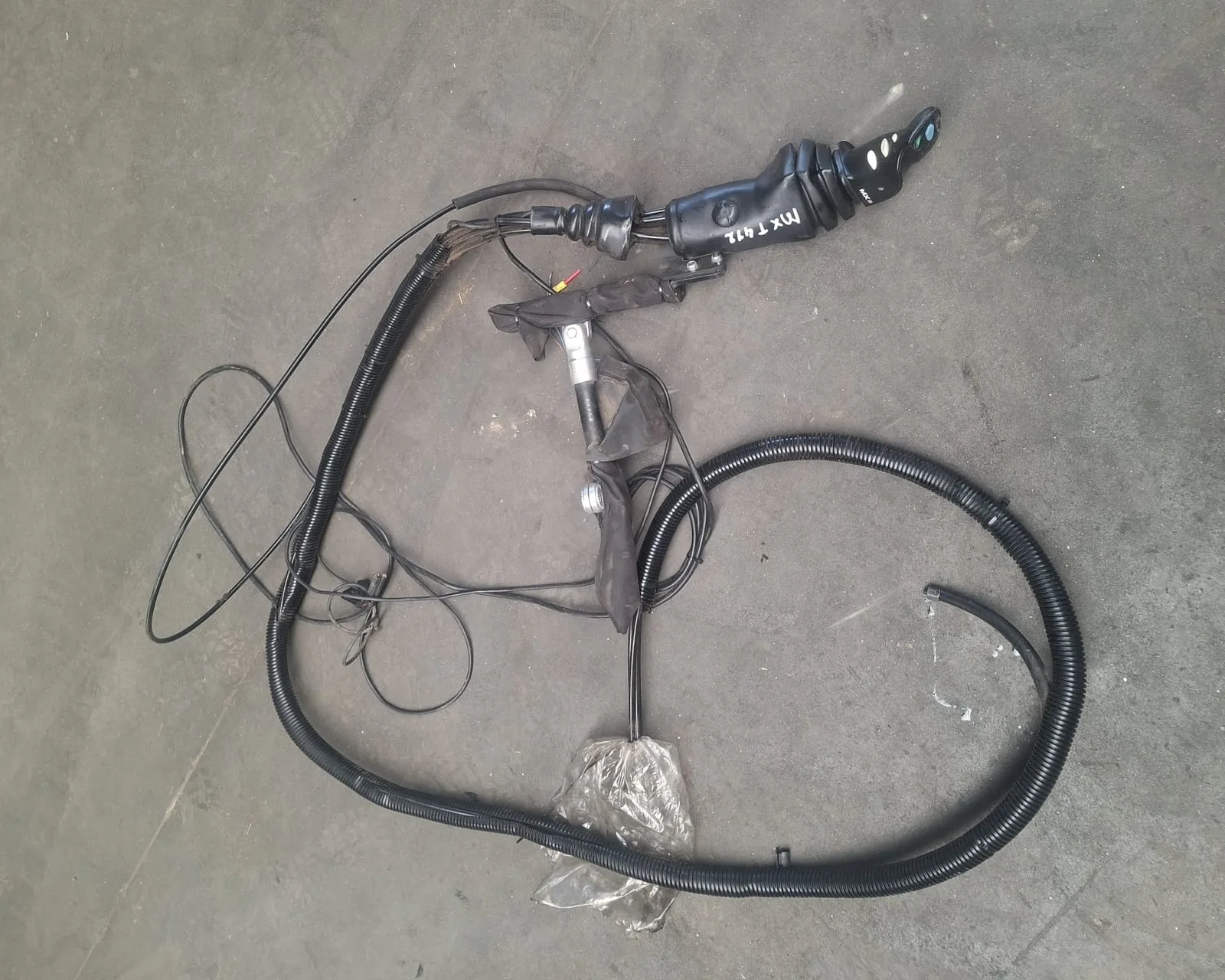 Front loader MX T412 — foto 7