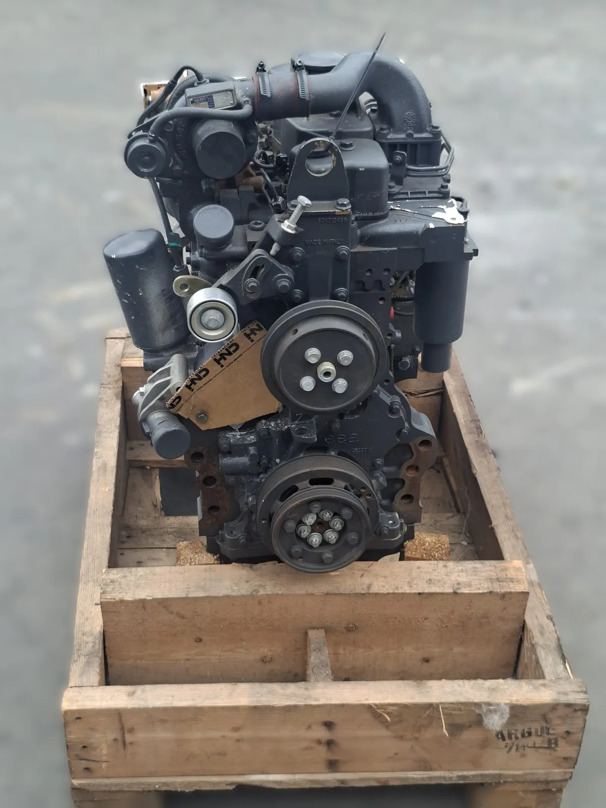 2831083 Engine F4CE0454A*D601 — foto 3